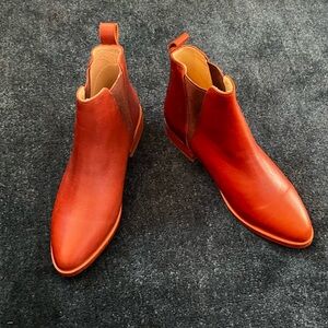 Nisolo Auburn/Brown Leather Chelsea Boots Sz 7